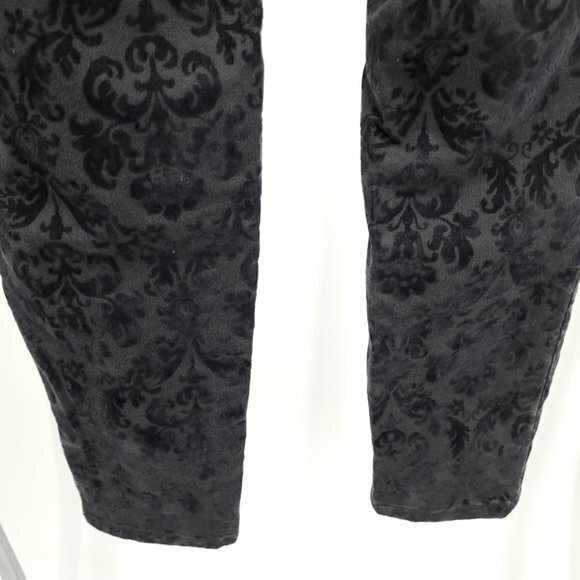Chaps Mid Rise Jacquard Velvet Slim Leg Pants 8 Black/Gray - Picture 11 of 16